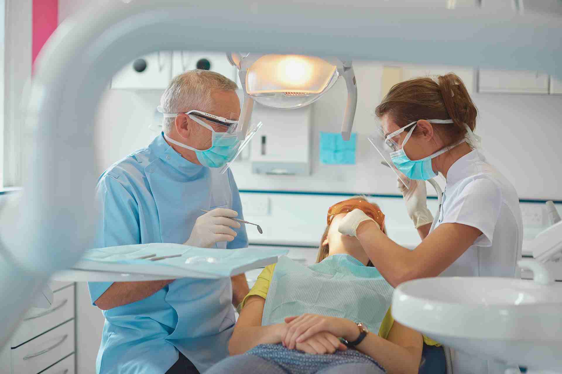 Dentist in Savannah, TN